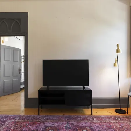 Apartment Feel Antique Poveiros Flats *